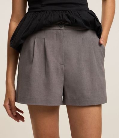 Short en Sastrería con Pliegues y Bolsillos 3
