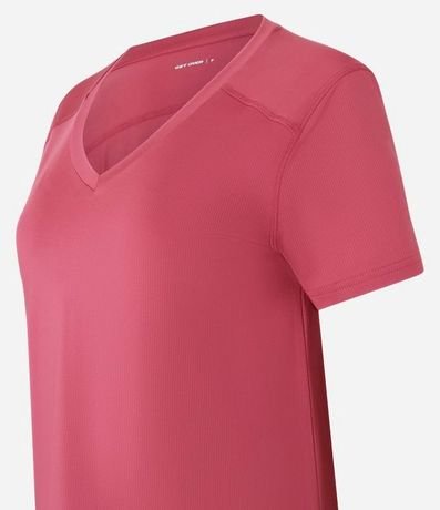 Remera Deportiva en Microfibra Escote V 7