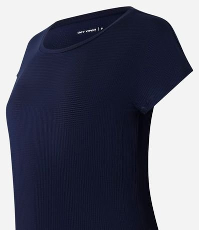 Remera en Microfibra con Escote Redondo 6