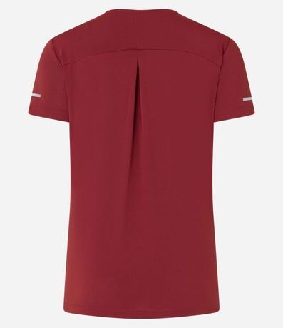 Remera Deportiva Texturizada con Detalle Reflectante 3