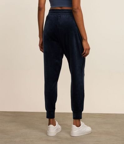 Pantalón Deportivo en Microfibra con Cintura Elástica 3