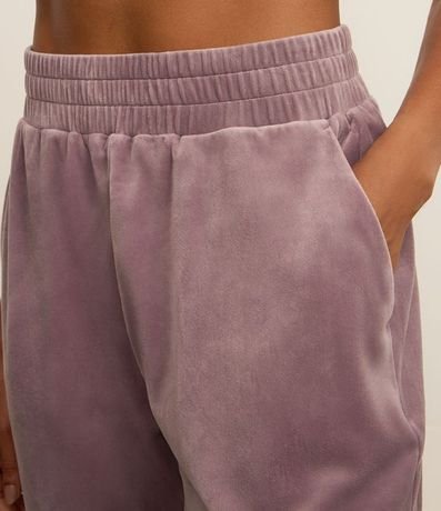 Pantalón Deportivo en Microfibra con Cintura Elástica 4