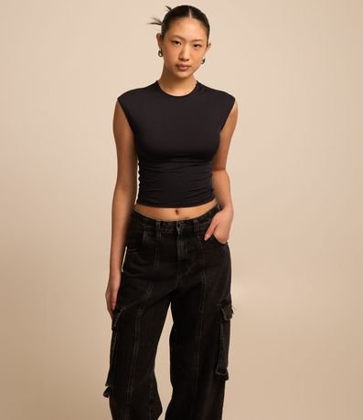 Pantalón Recto en Jeans con Bolsillos Cargo y Friso Delantero 4