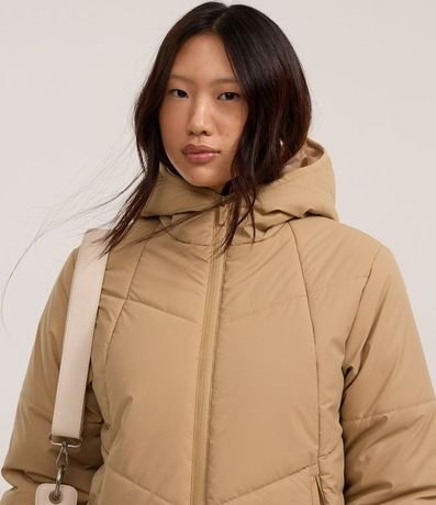 Campera Ultra Leve con Capucha y Bolsillo de Cremallera 4