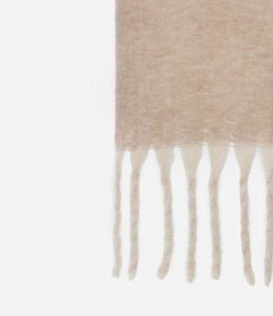 Bufanda en Fleece con Franjas y Textura Felpuda 3