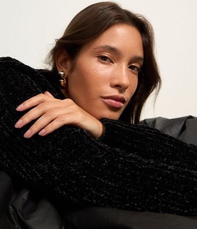 Buzo en Chenille con Cuello Alto 4