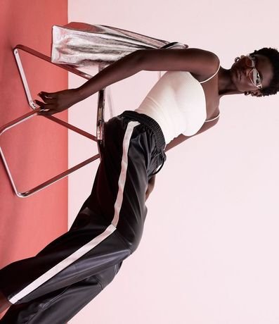 Pantalón Pantalona en PU con Lazo en la Cintura 2