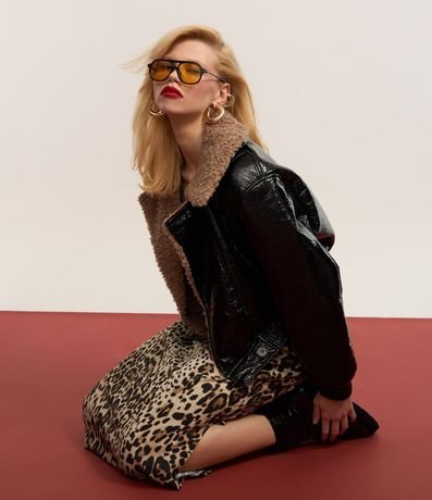 Campera Biker en PU con Efecto Barnizado y Pelitos 4