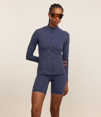 Campera Deportiva en Poliamida con Bolsillos y Cuello Alto 2