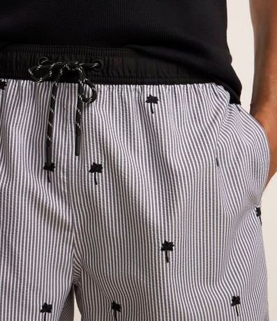 Bermuda en Anaruga con Cintura Elástica Rayas y Bordado de Cocotero 4