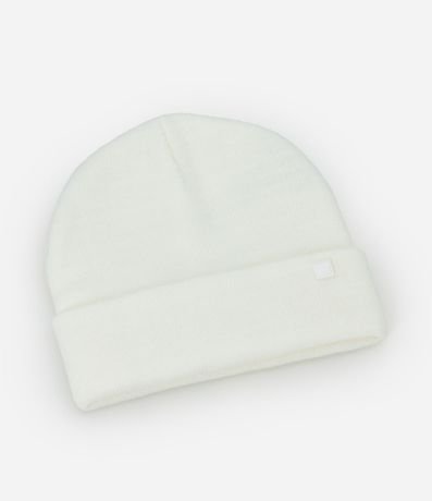 Gorro de Punto con Borde Plegado y Etiqueta Aplicada
