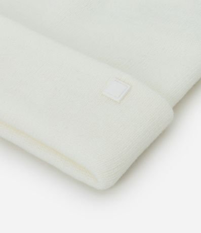 Gorro de Punto con Borde Plegado y Etiqueta Aplicada 2