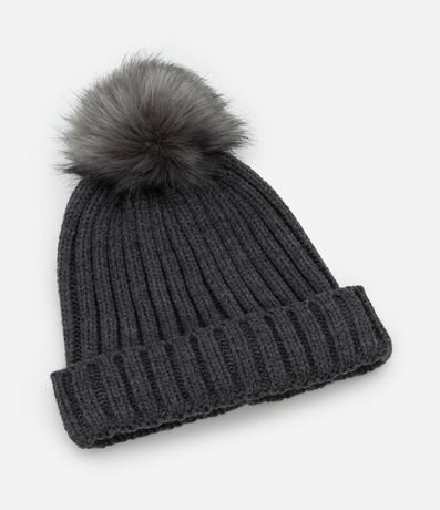Gorro Básico en Punto con Pompón