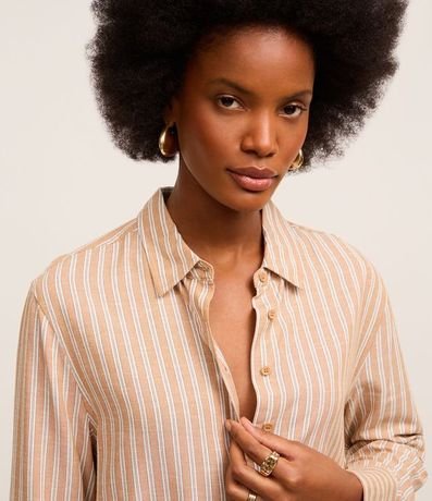 Camisa en Viscolino Listrado con Fios Tintos 4