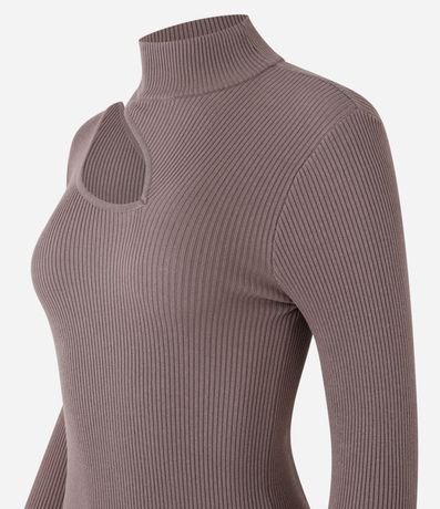 Blusa Acanalada en Punto con Cutout en el Hombro 2