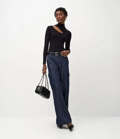 Blusa Acanalada en Punto con Cutout en el Hombro 2