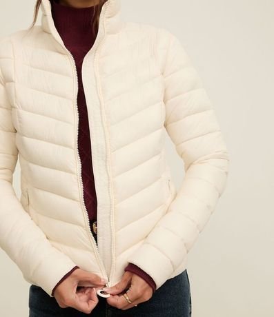 Campera Puffer Ultraligera en Poliamida con Bolsita 3