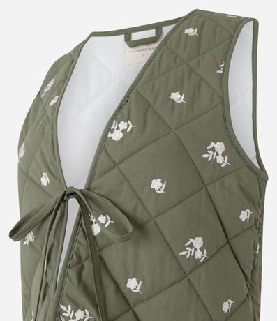 Chaleco Capitoneada en Algodón con Bordado Floral y Lazo 7