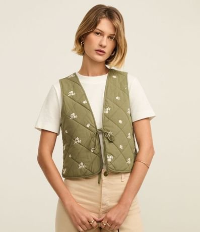 Chaleco Capitoneada en Algodón con Bordado Floral y Lazo 1