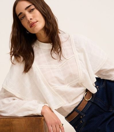 Blusa Bata Maquinetada en Algodón con Volados 5