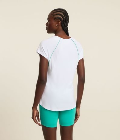 Remera Deportiva en Microfibra con Friso 3