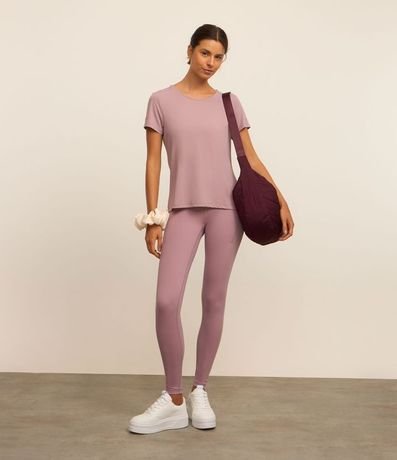 Remera Deportiva Texturizada con Detalle Reflectante 2