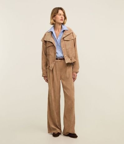 Pantalón Recto Cintura Alta en Terciopelo Cotelê con Pliegues