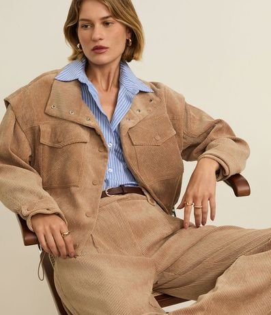 Pantalón Recto Cintura Alta en Terciopelo Cotelê con Pliegues 6