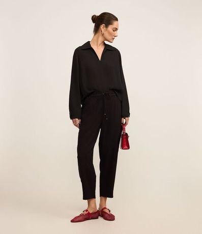 Blusa en Crepé con Cuello Polo y Cremallera 2