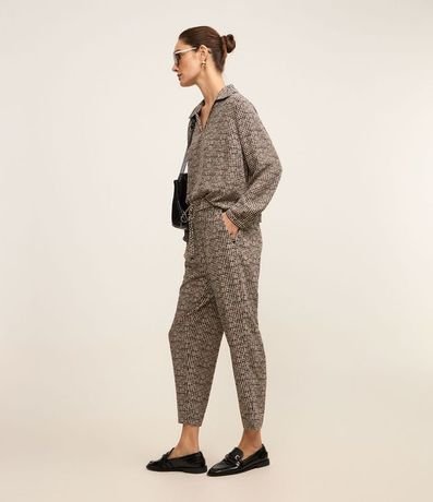 Blusa en Crepé con Estampa Pied-de-Poule y Cuello Polo 3