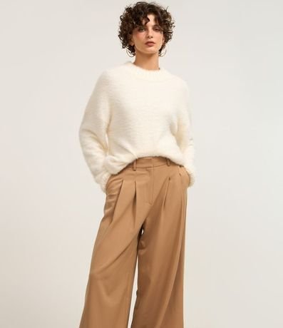 Pantalón Pantalona en Sastrería con Pliegues 3