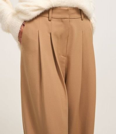 Pantalón Pantalona en Sastrería con Pliegues 5