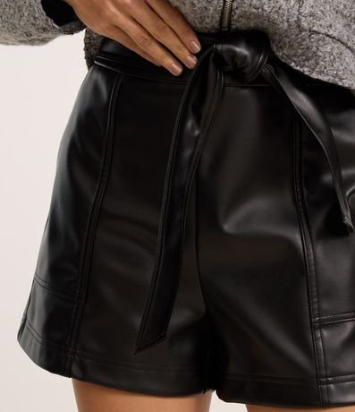 Short corto en PU con Lazo Delantero 4