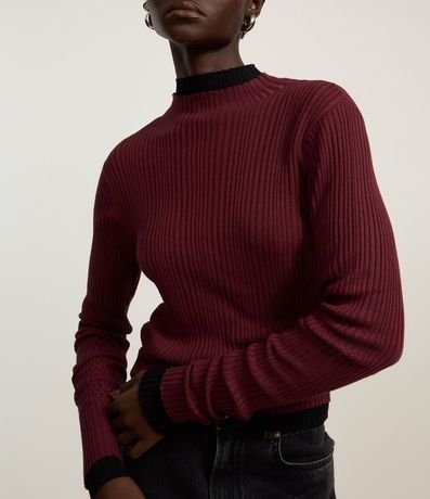 Blusa en Punto con Cuello Alto 3