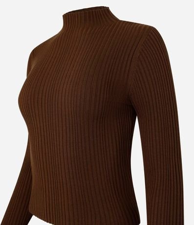 Blusa en Punto con Cuello Alto 5