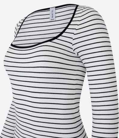 Blusa Texturizada y Rayada en Seamless con Encanje en el Puño 2