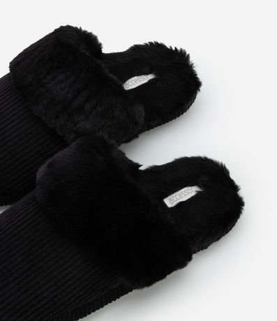 Pantufla Abierta Texturizada de Peluche 3