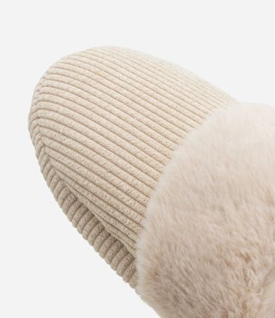 Pantufla Abierta Texturizada de Peluche 5