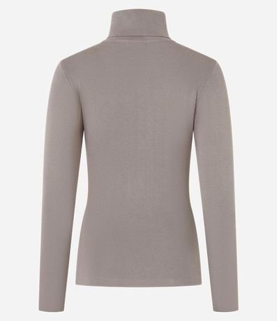 Suéter en Punto con Cuello Alto Estructurado 7