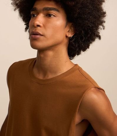 Musculosa en Algodón con Cuello Redondo y Tag en el Bajo 3