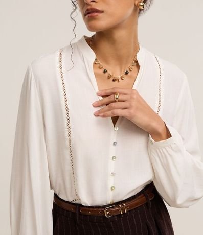 Camisa Bata de Viscosa con Detalles de Canalé 5
