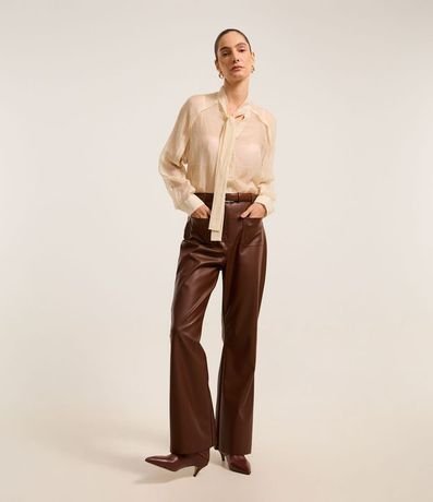 Pantalón Recto Cintura Alta en PU con Cintura Sastre