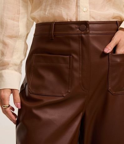 Pantalón Recto Cintura Alta en PU con Cintura Sastre 4