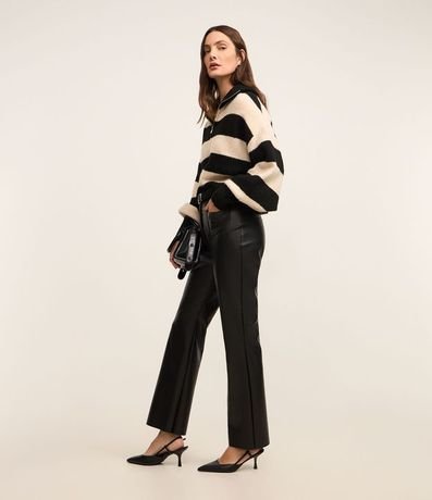 Pantalón Recto Cintura Alta en PU con Cintura Sastre 5