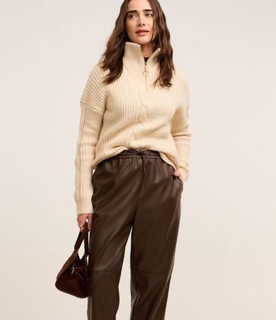 Pantalón Zanahoria en PU con Lazo en la Cintura 2