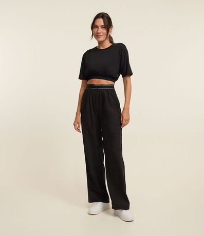 Blusa Cropped Deportiva en Microfibra con Elástico Incorporado en la Parte Baja 2