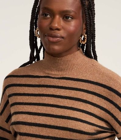 Suéter Slim de Punto Ligero Rayado con Cuello Alto 3