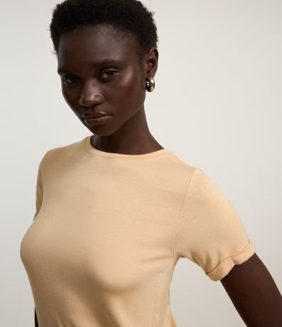 Blusa en Viscosa con Manga Plegada 4