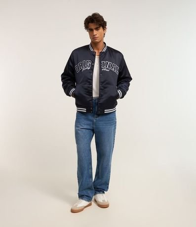 Campera Bomber College en Poliamida con Estampa Bordada