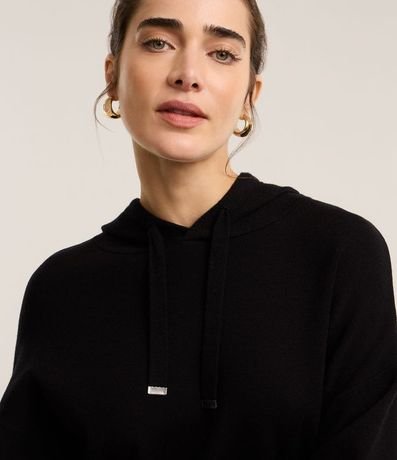 Saco en Punto con Capucha y Puntas Metalizadas 3